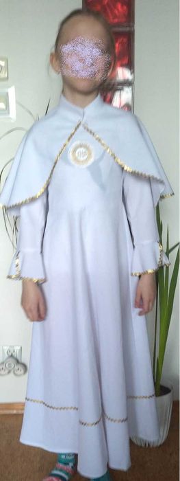 Alba komunijna dla dziewczynki roz. 134