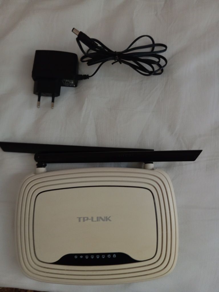 Продам беспроводной маршрутизатор TP Link,