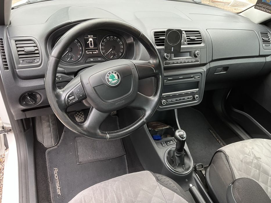 Продам skoda roomster 1.6 tdi