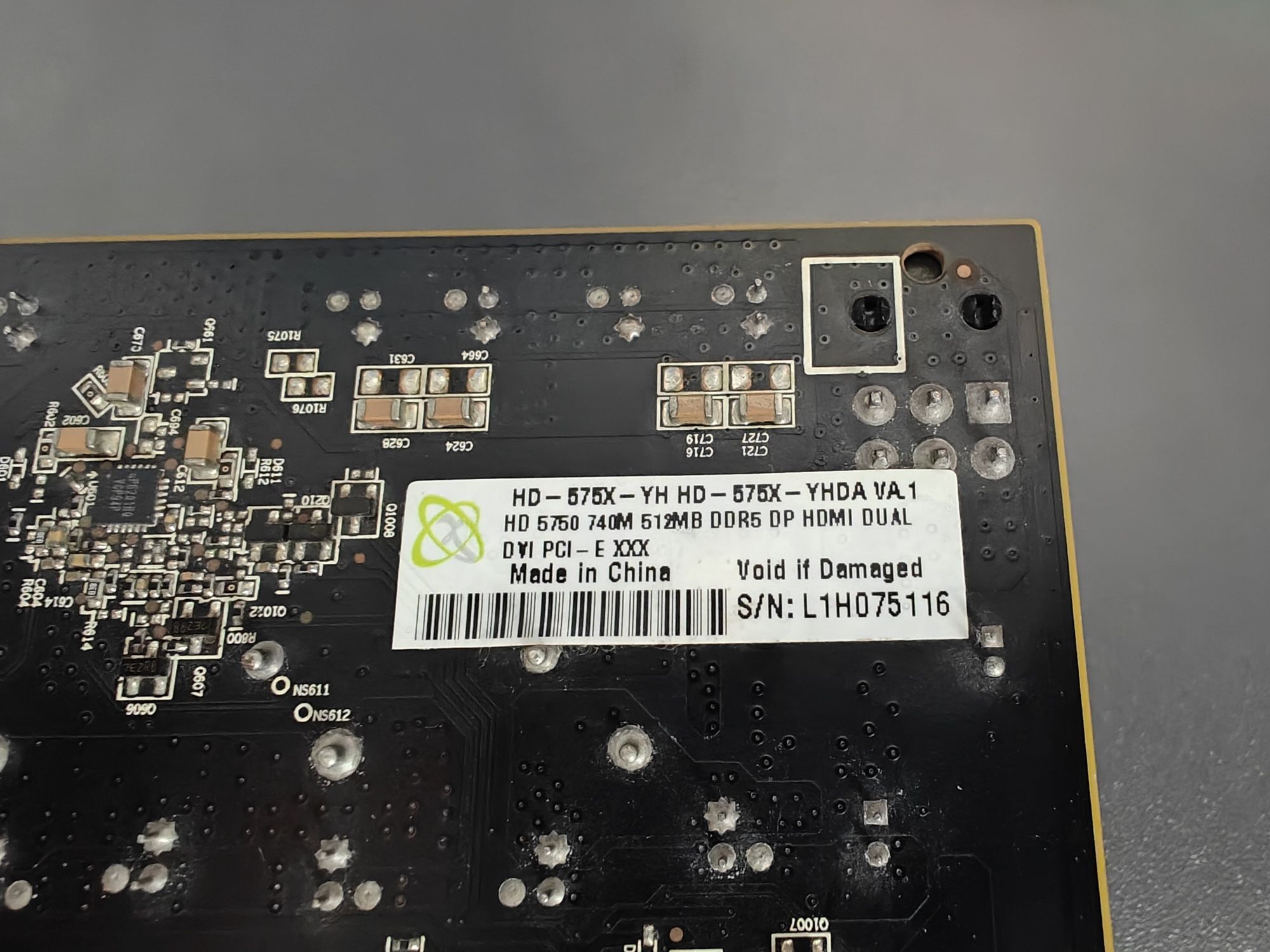 Відеокарта видеокарта XFX Radeon HD 5750 512mb