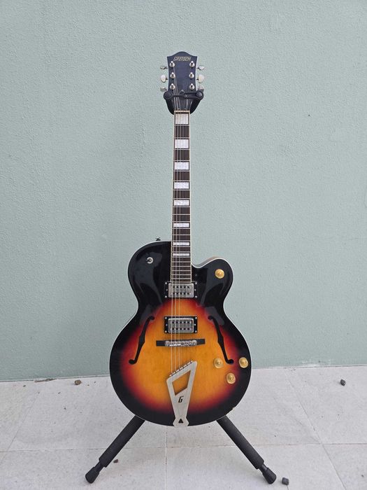 Guitarra Gretsch G2420