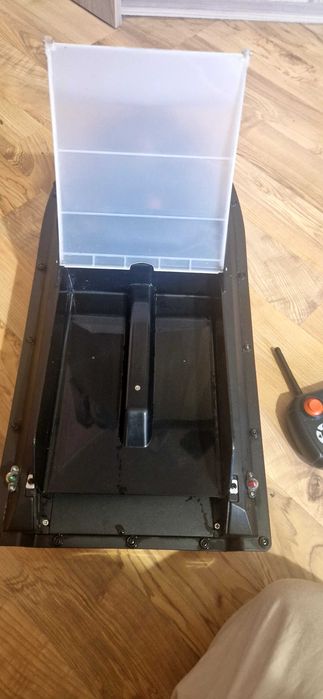 Łódka Zanętowa JABO-2AG 2 Duże aku 300m