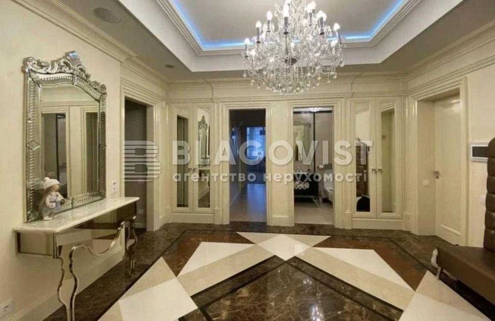 Грушевського 9-а Ціна 1 800 000 $