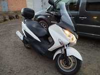 Suzuki burgman 200 2016