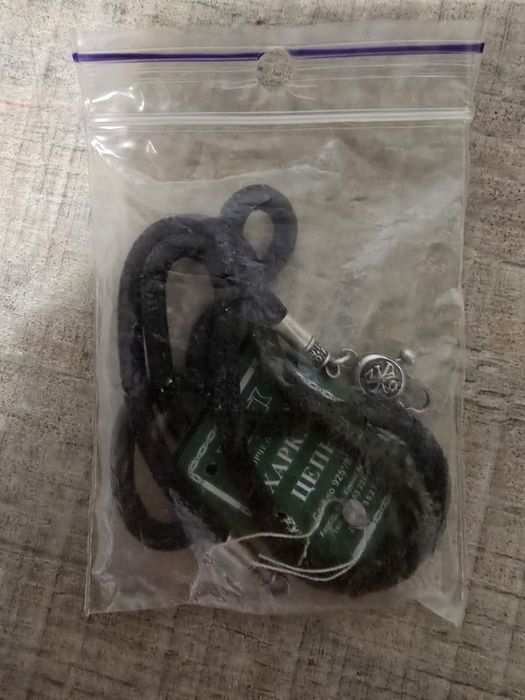 Шовковий шнурок новий срібло 925