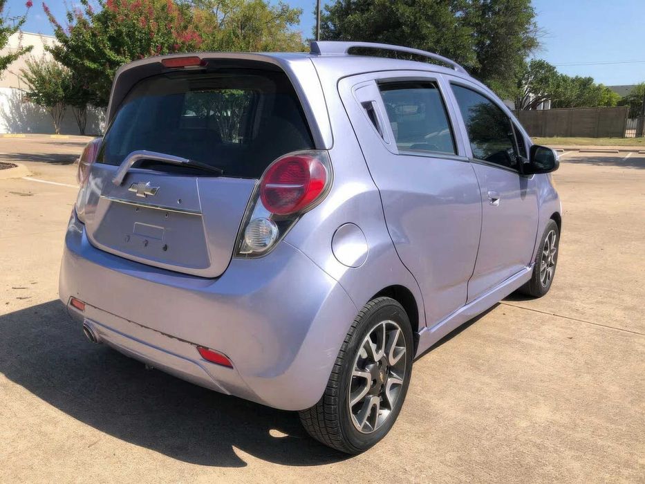 Chevrolet Spark 2LT      2014