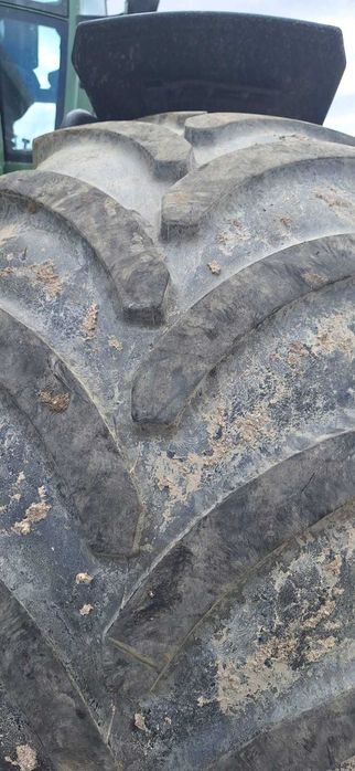 Pneus agrícola Vredstein traxion 600/65R34