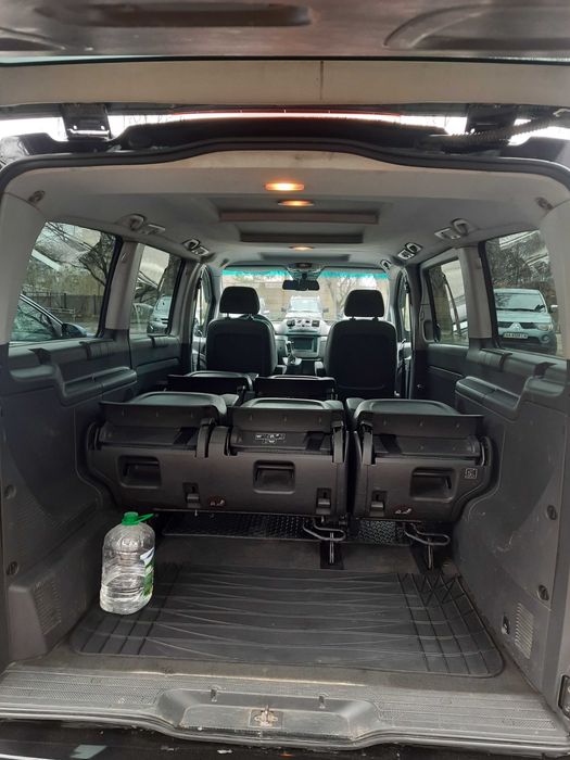 Пасажирські та вантажопасажирські перевезення в Європу та по Україні.