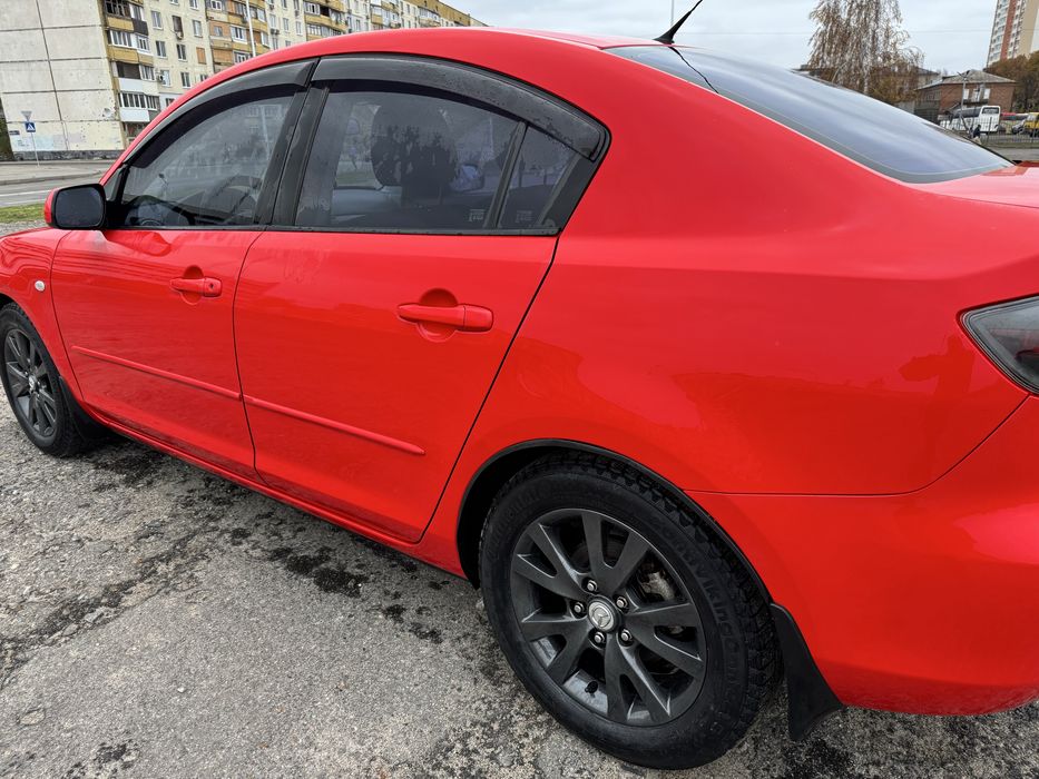 Продам Mazda 3 КПП автомат отличном состоянии