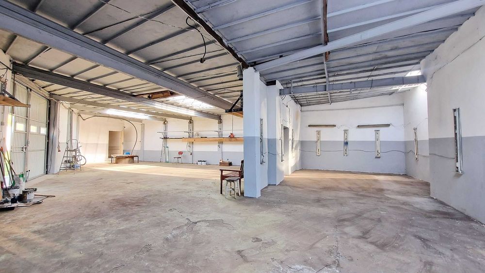 Górna - do wynajęcia magazyn / warsztat 265 m2 ul. Pabianicka