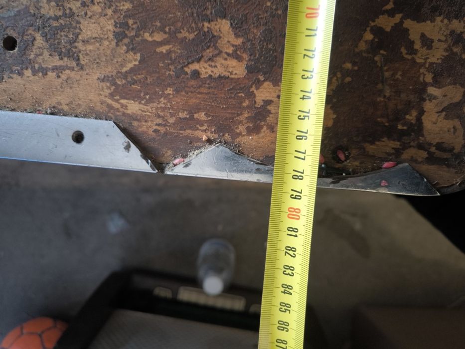 Продам стіл слюсарний