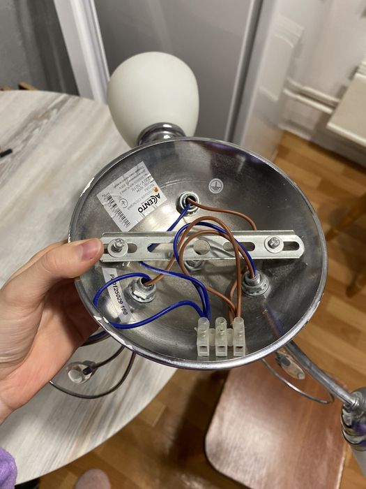 Люстра з трьома плафонами для кухні, спальні, вітальні