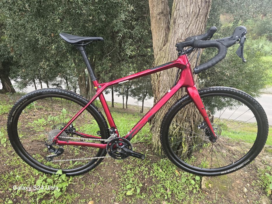 Merida de gravel carbono impecavel
