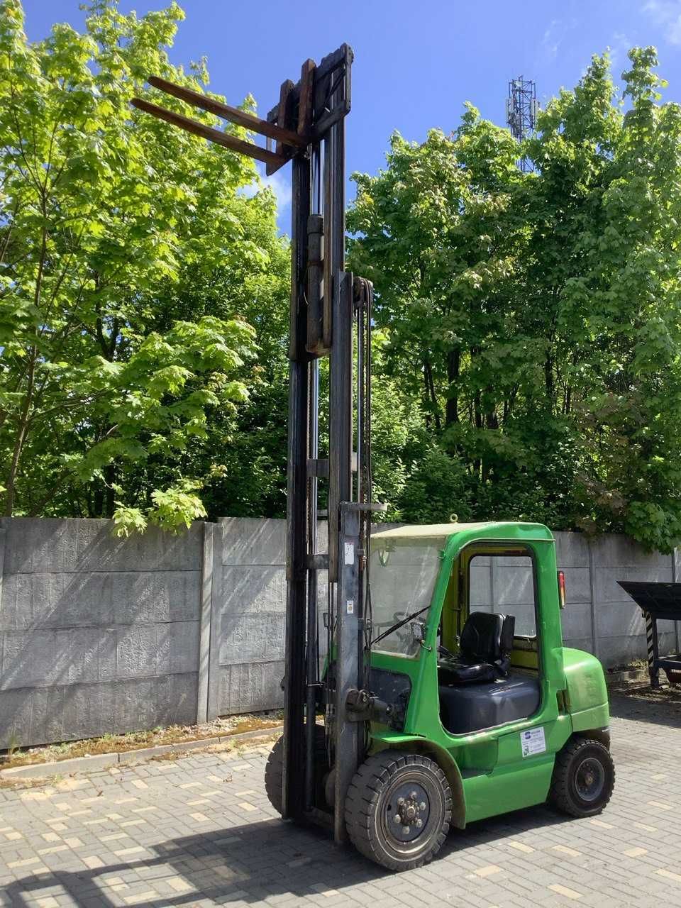 Gazowy wózek widłowy Linde H30T-05, triplex, 2012r, po serwisie.