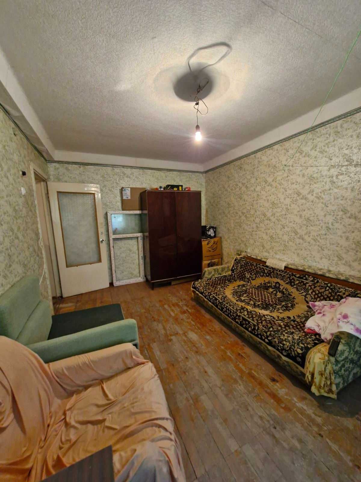 Продается 2к квартира.М-н Артема. 6000$