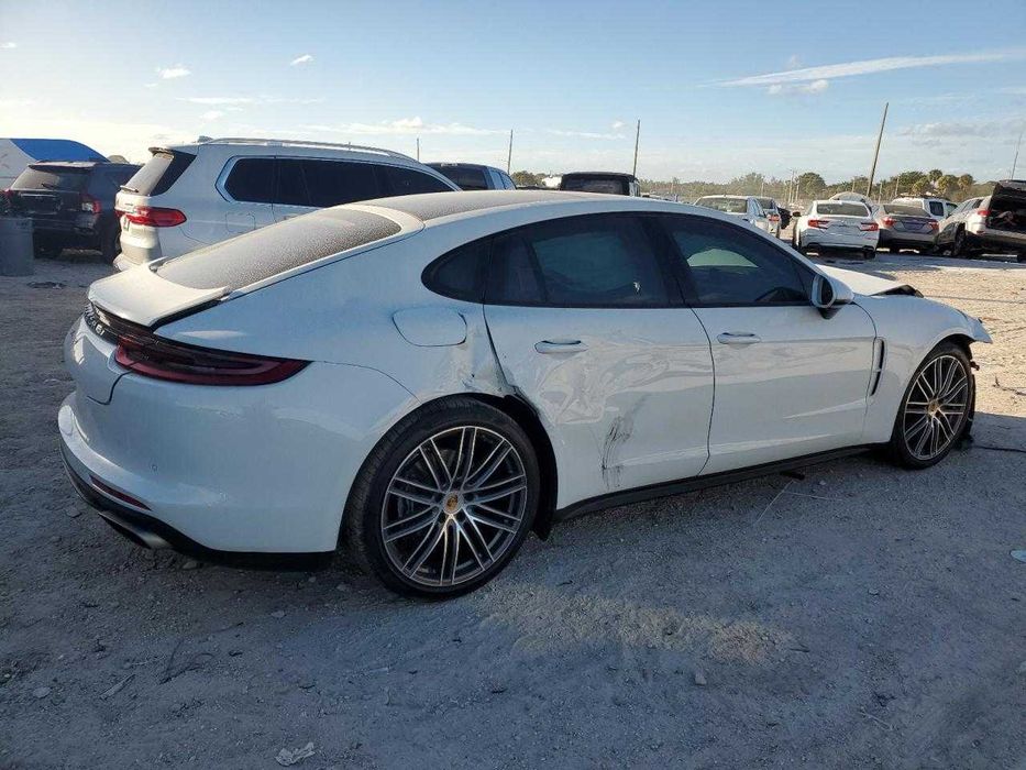 Porsche Panamera 971 3.0, z 2018 roku, model USA.