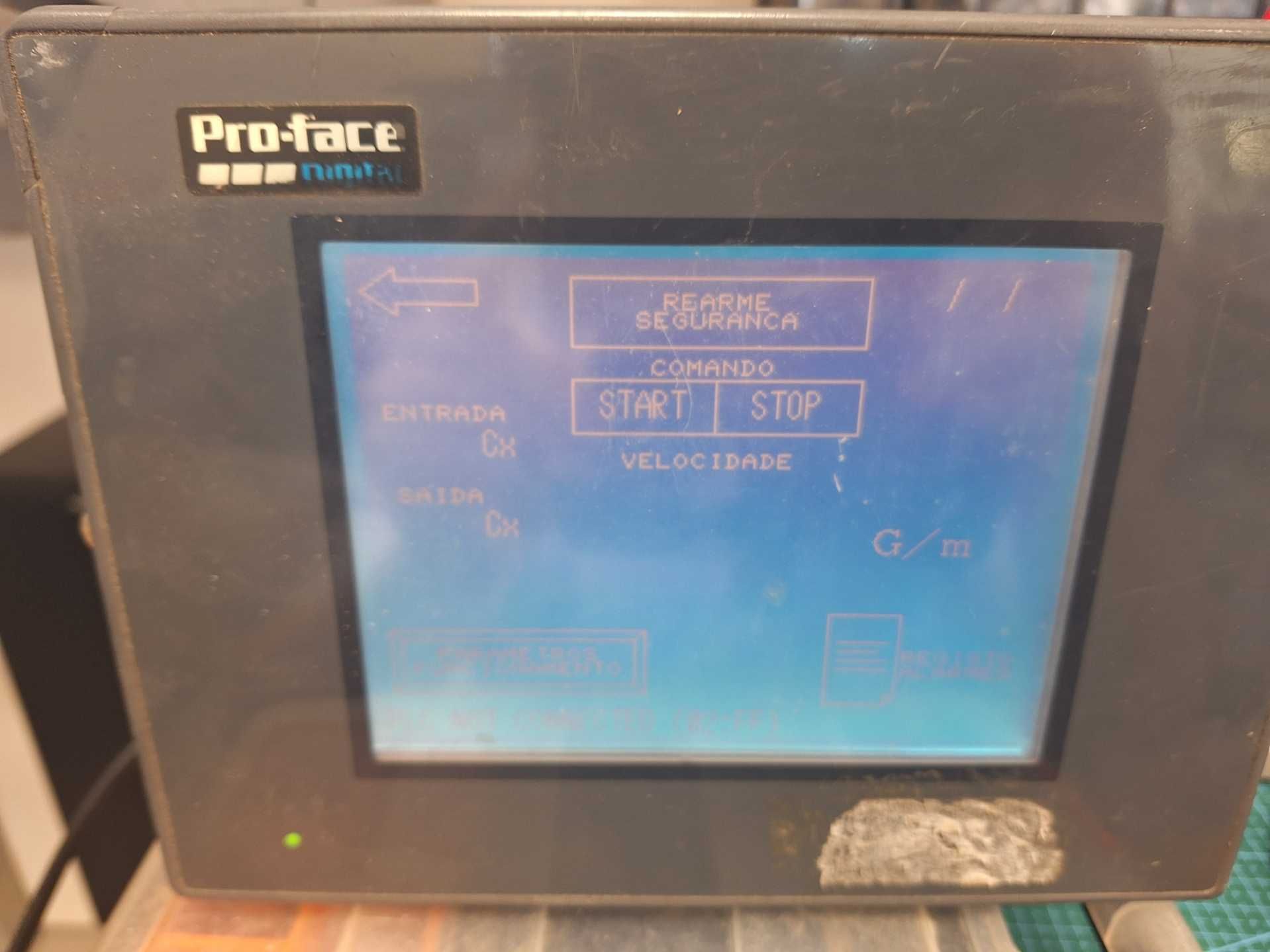 Consola HMI  Proface GP37W2