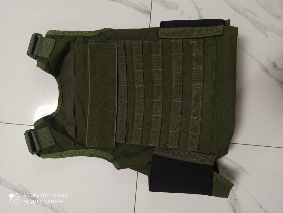 Плитоноска у комплекті