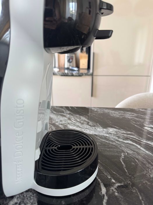 Ekspres do kawy Delonghi Nescafe Dolce Gusto MiniMe