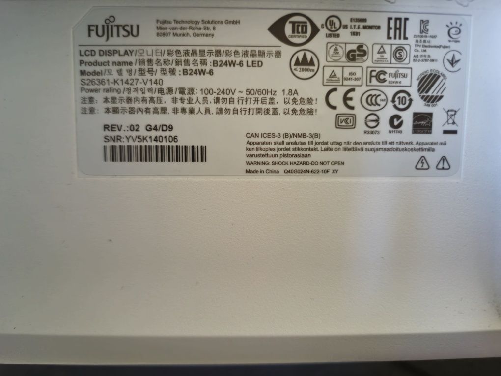 Monitor Fujitsu 24 cale