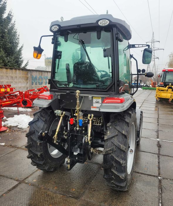 Мінітрактор Скаут ТЕ-504 з кабіною, кондиціонером /Реверс / 4х4