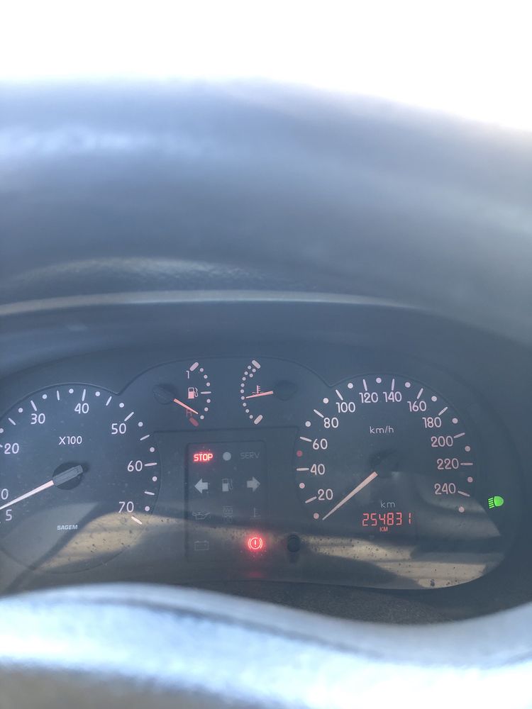Renult clio 1.2 gasolina