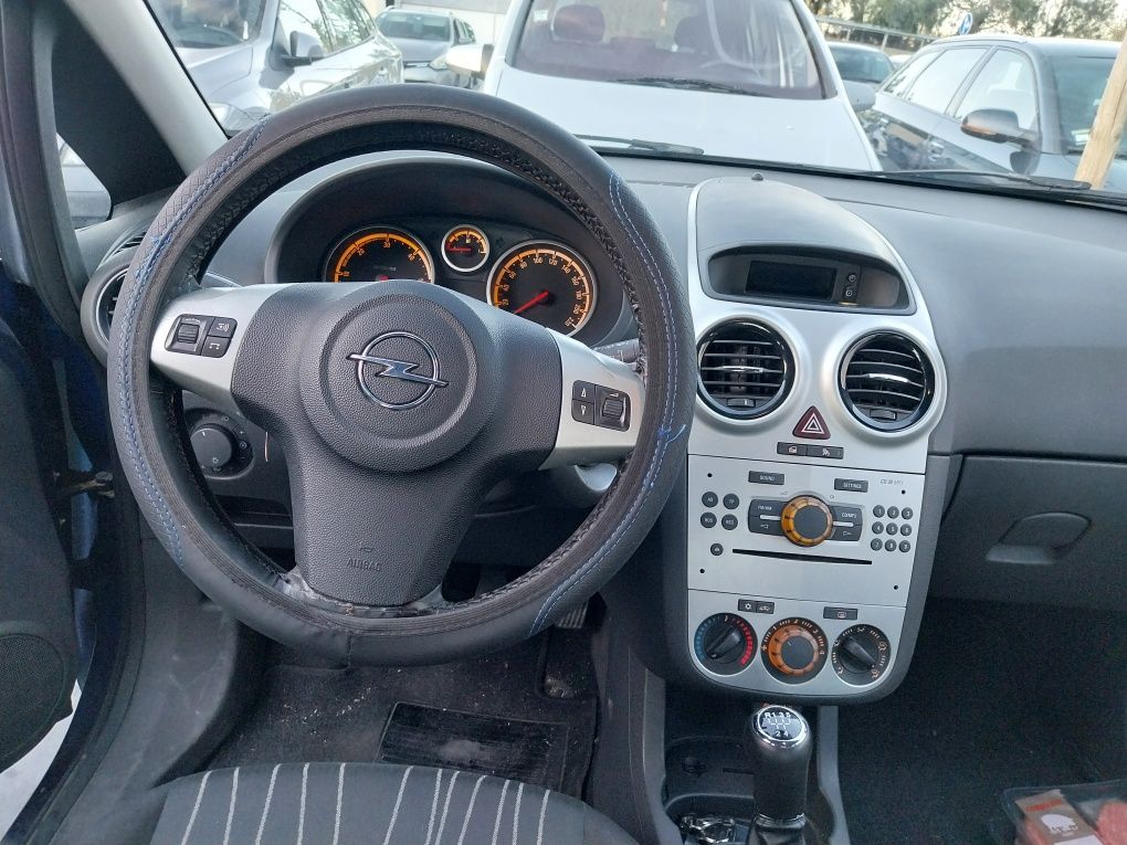 Opel corsa 1.3 CDTI 2003