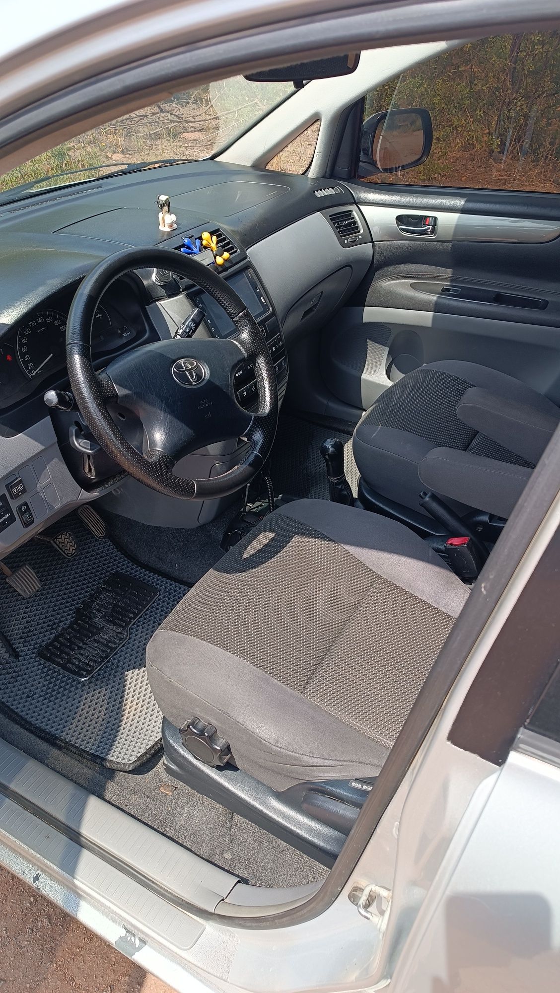 Toyota Avensis Verso