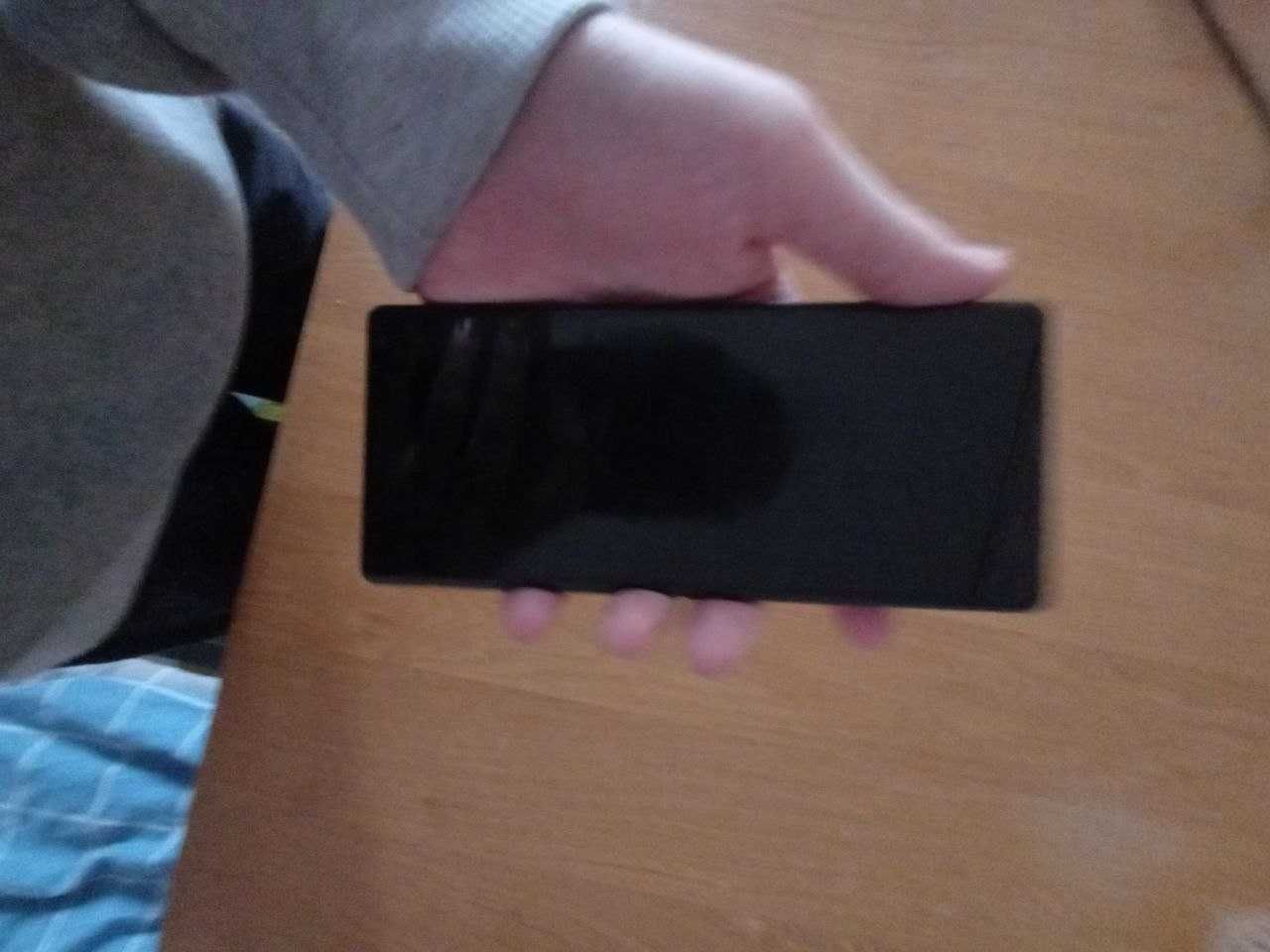 Продам Sony Xperia 10