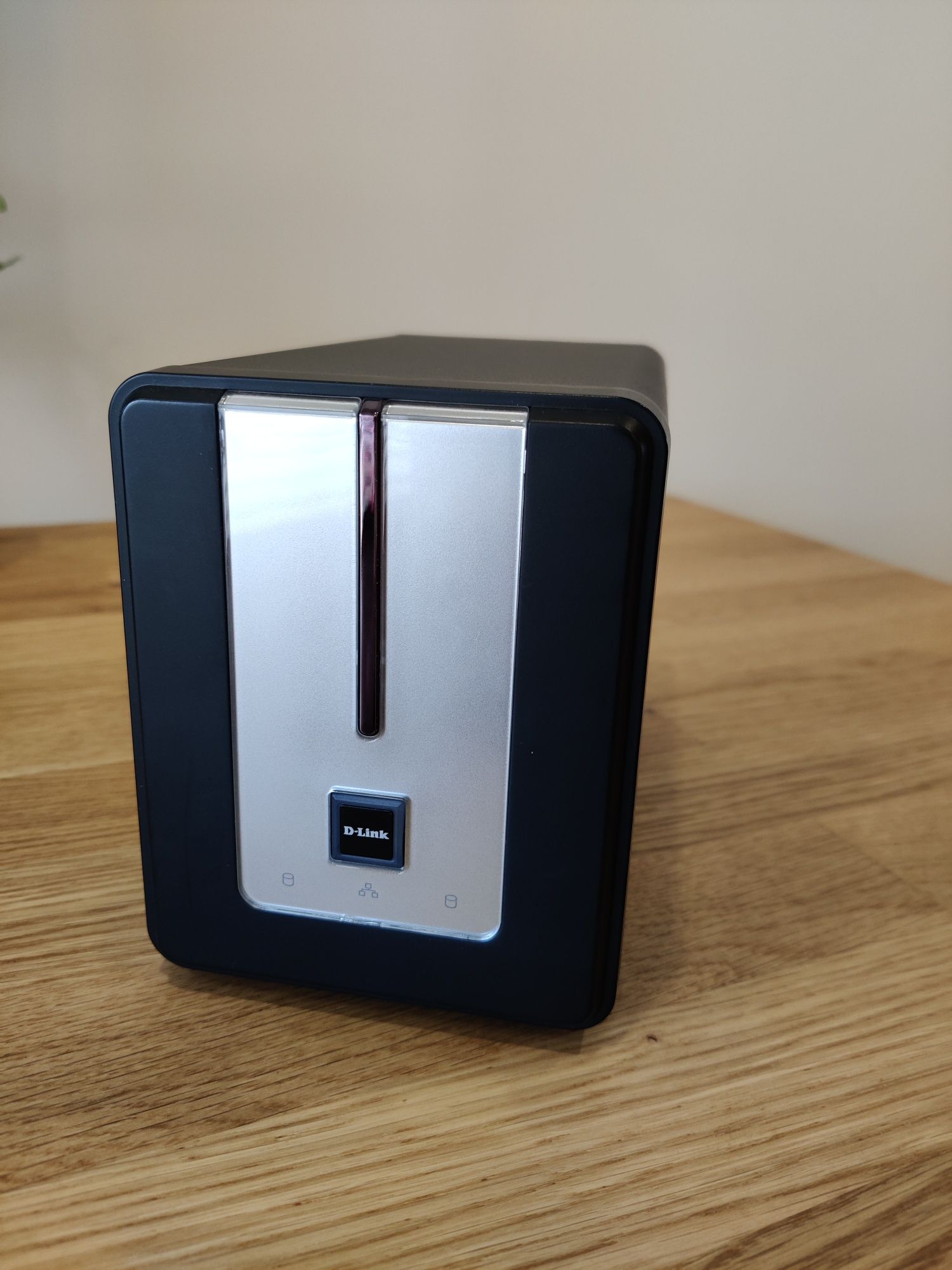 D-Link NAS de 2 Discos DNS-323 Storage Rede