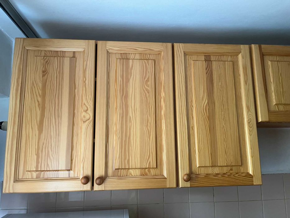 Zestaw mebli kuchennych - szafki bukowe 5 x wiszące, 2 x stojące +zlew