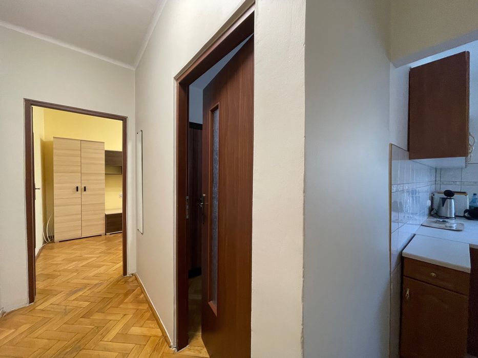 Umeblowane dwupokojowe mieszkanie w ścisłym Centrum.