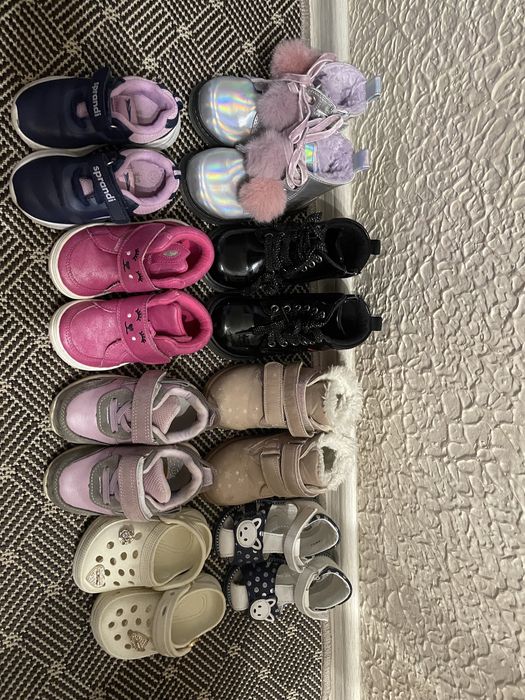 Одяг на дівчинку 74-80-86