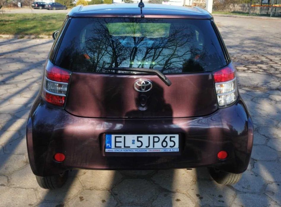 TOYOTA IQ 1.0 2009r.
