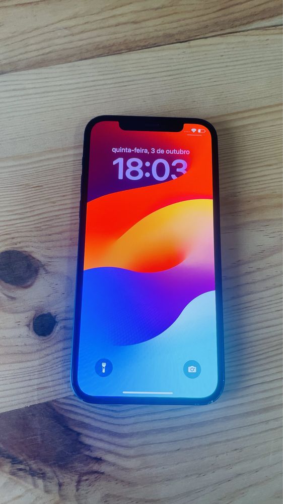 iPhone 12 - 64 GB