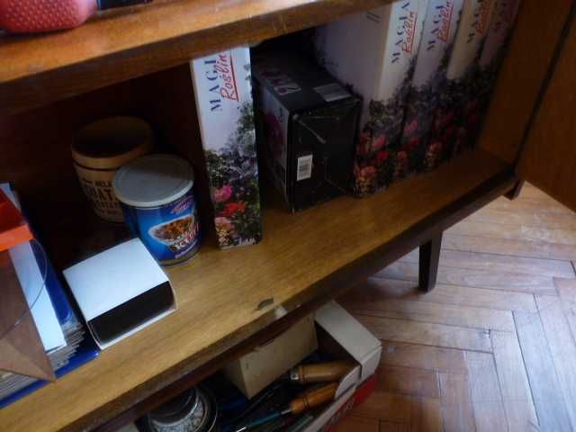 Biblioteczka ( sześciolatka ) w Twardogórze spół. pracy stolarzy