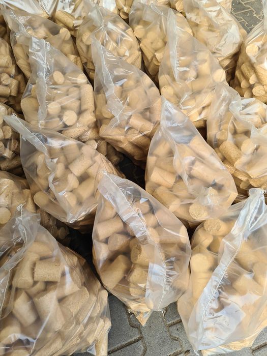 Brykiet drzewny mieszany -rozpałka-drewno kominkowe