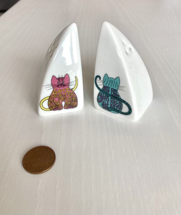 Saleiro e pimenteiro da Loja do Gato Preto