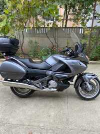 Honda deauville NT 700VA