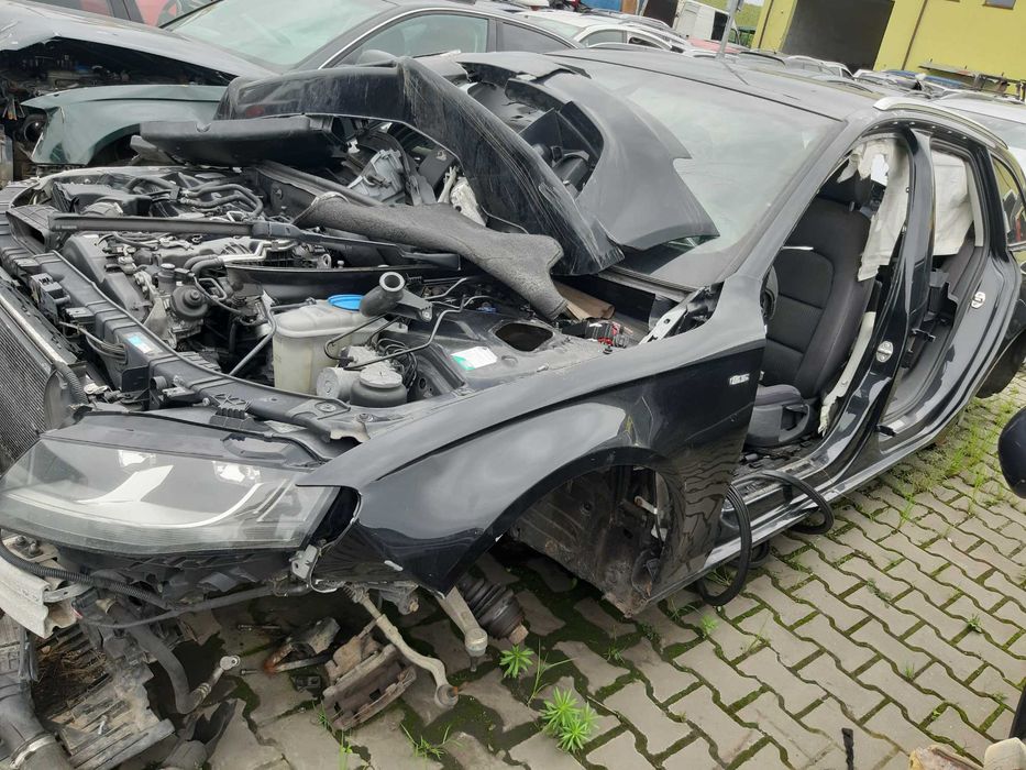 AUDI A4 B8 k:LZ6E błotnik lampa zderzak klapa drzwi maska części