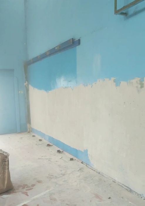 Чищення машиним способом  декоративної штукатурки, набілів фарби вапна