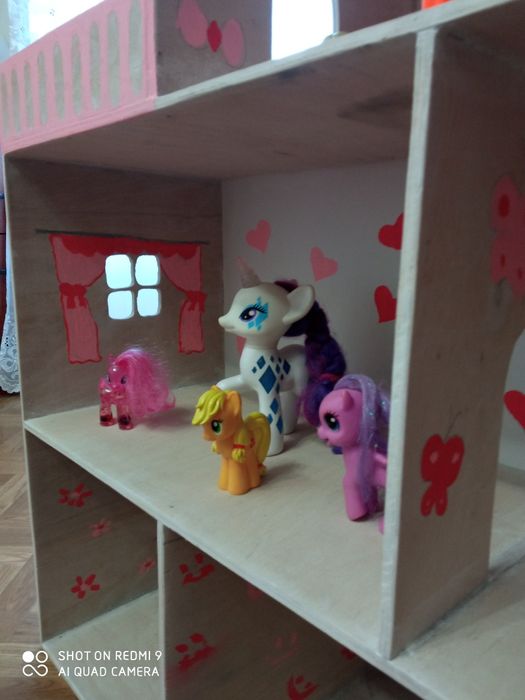 Іграшковий,ляльковий будинок