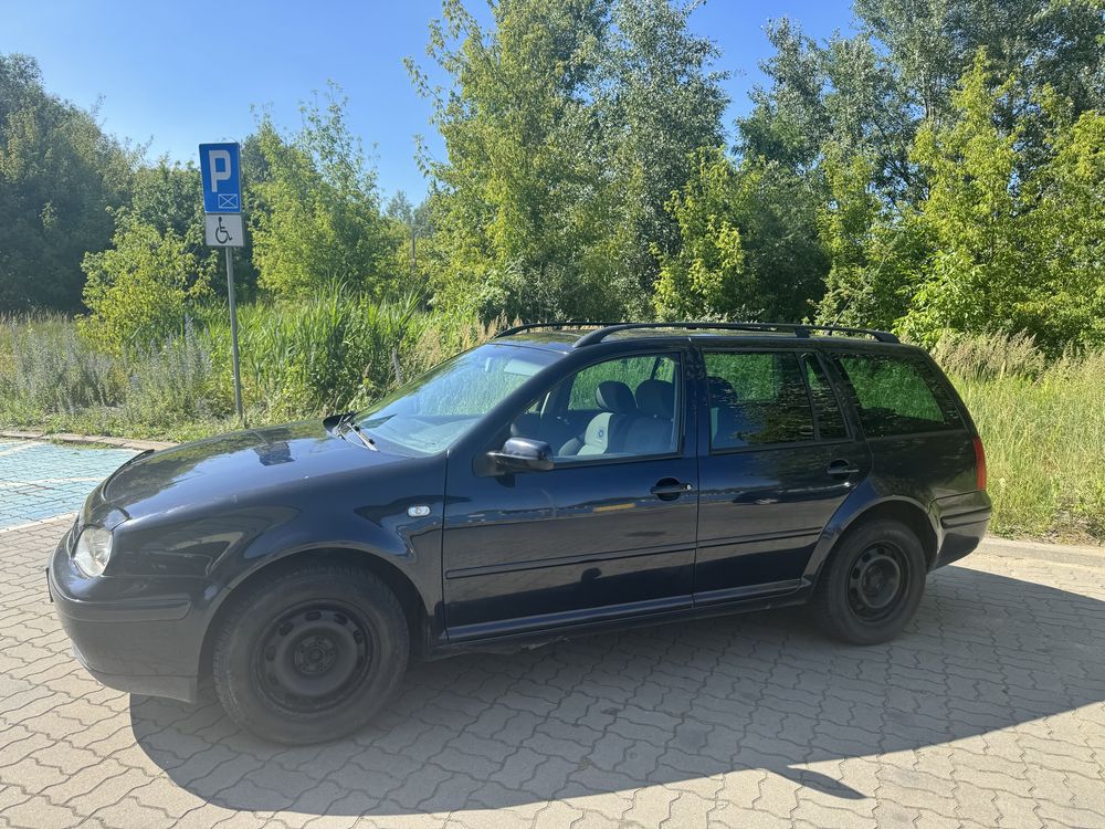 Sprzedm Golf kombi 4 1.9TDI sprawna klima
