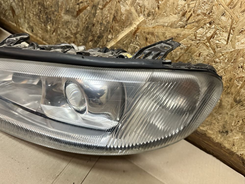 Передні фари ксенон xenon Opel Omega B Опель Омега Б 1999—2003 рестайл