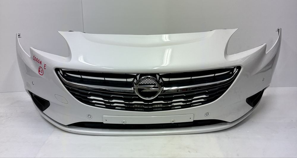 Opel Corsa E zderzak przód z40r