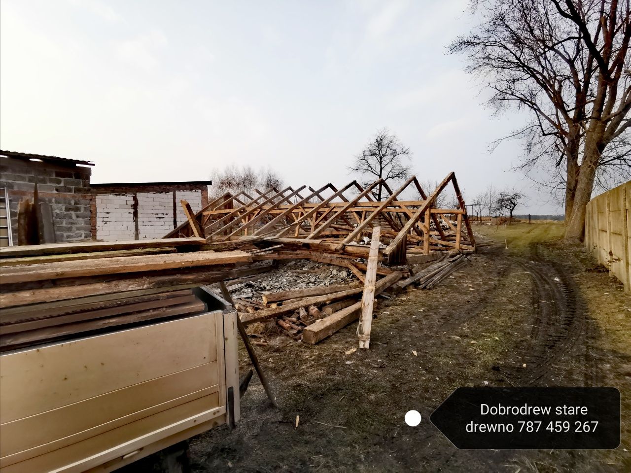 Skup starego drewna stodół desek rozbiórka stodoła rozbiórki wyburzeni