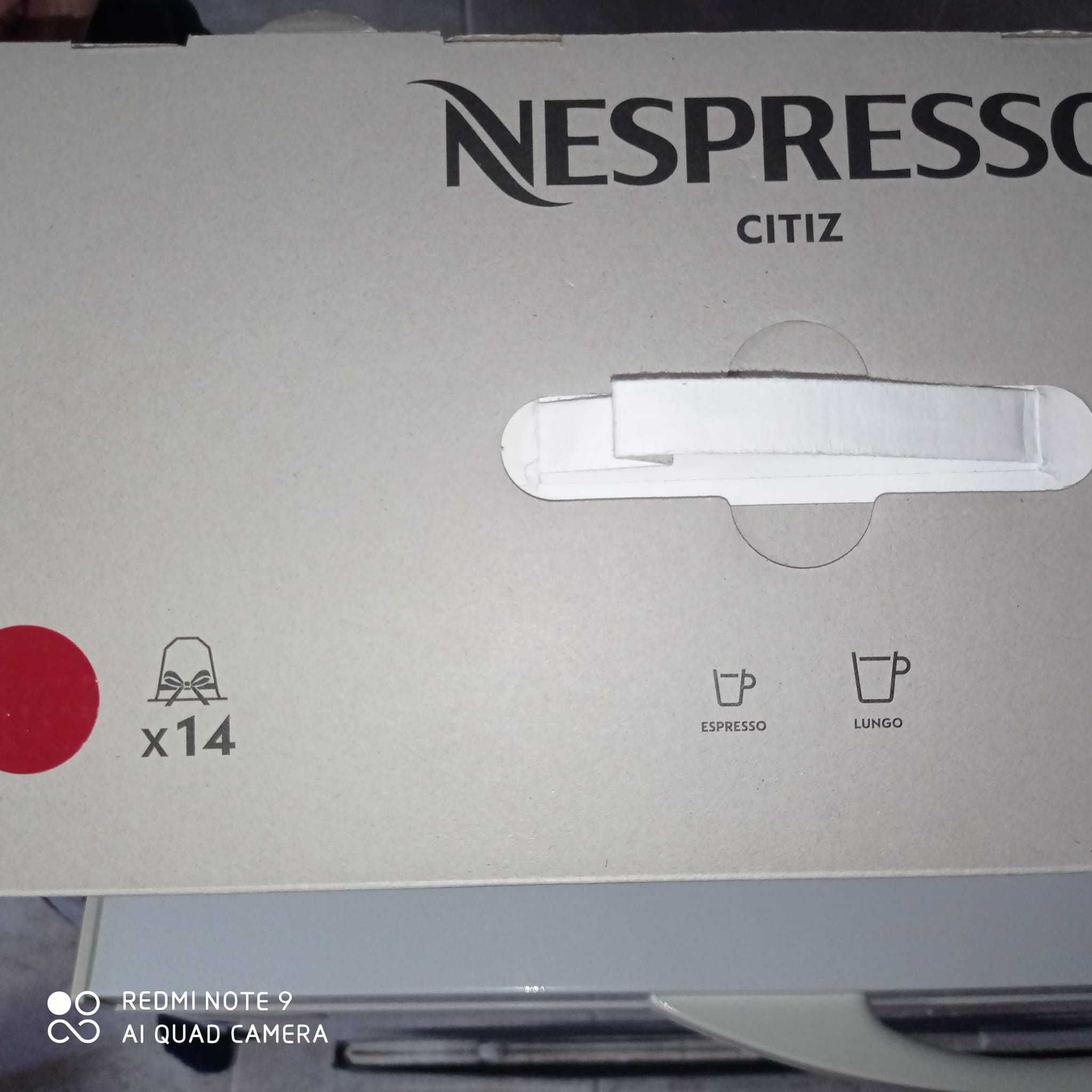 Maquina de café da Nespresso CITIZ- nova - bom preço