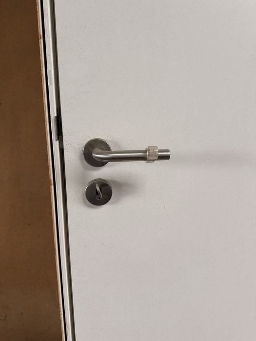 Portas standard brancas novas