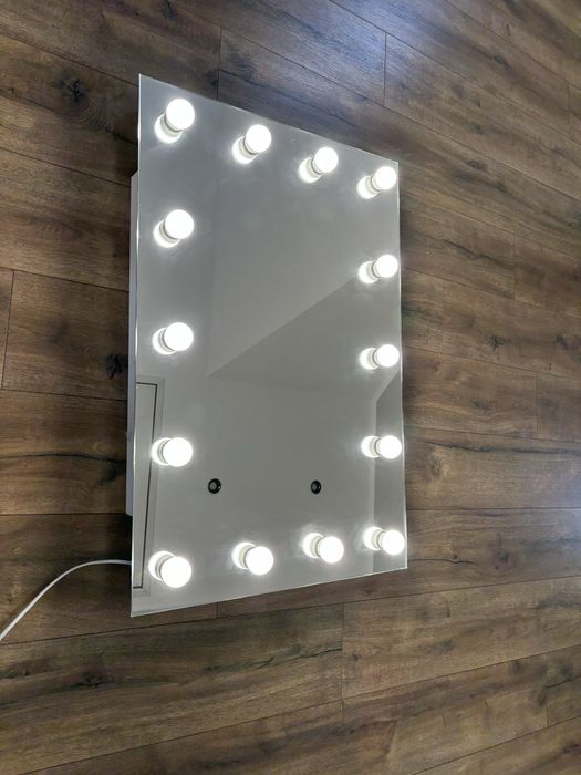 Lustro do makijażu 90x60cm - firmy SOLED