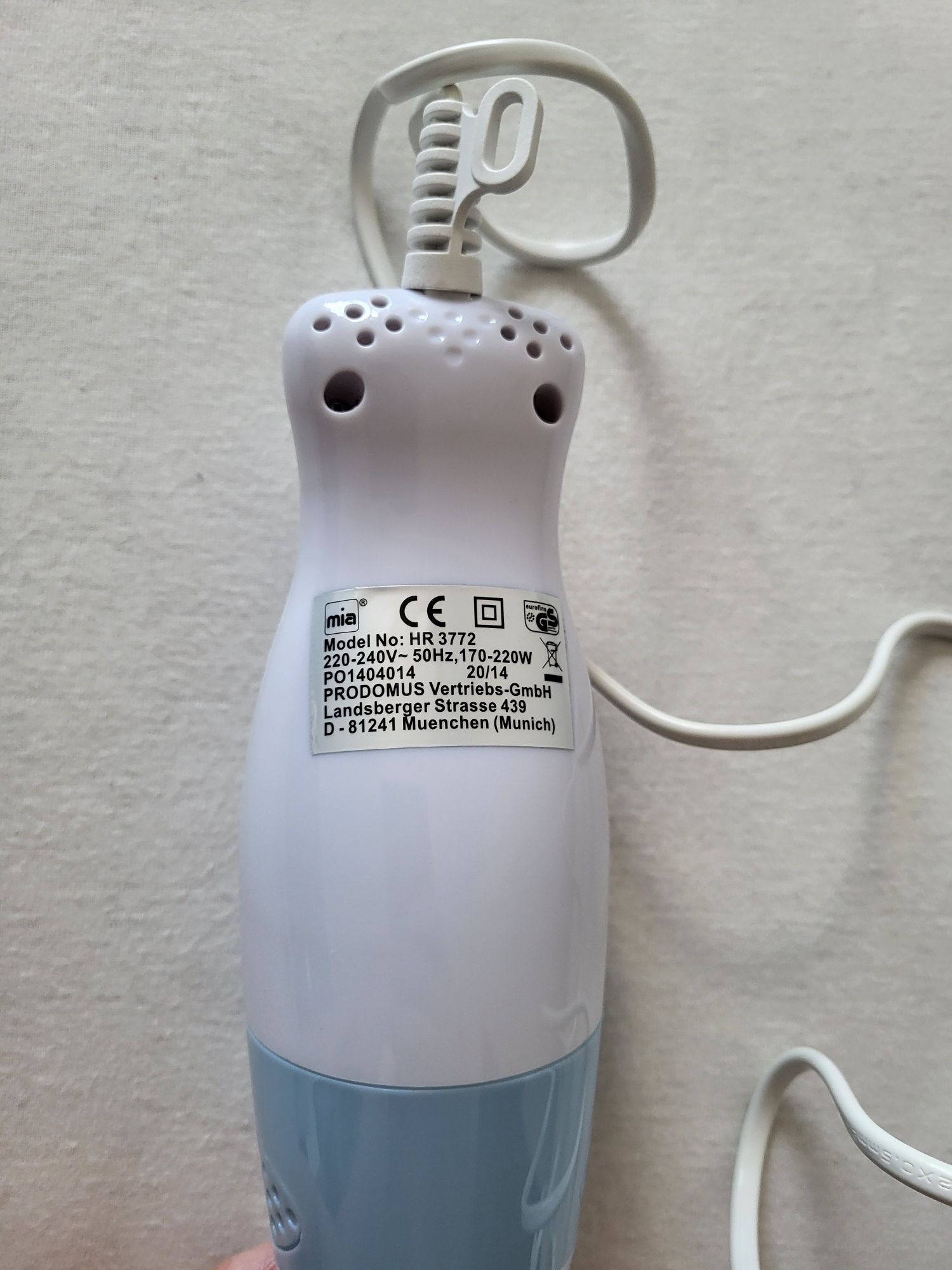 Blender ręczny Mia HR 3772